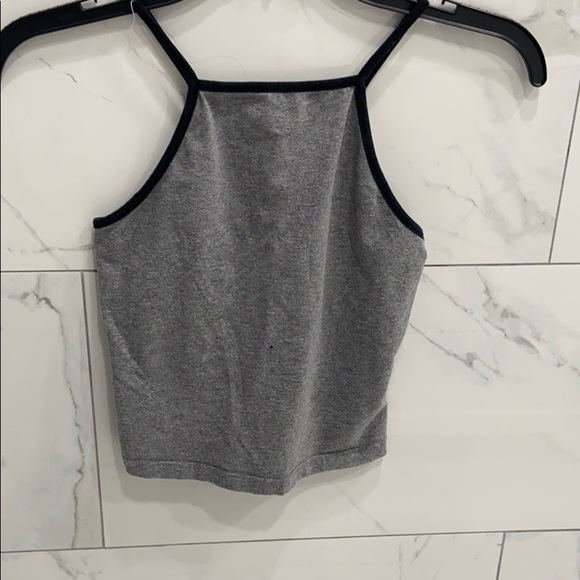 Crop top - Picture 1 of 1